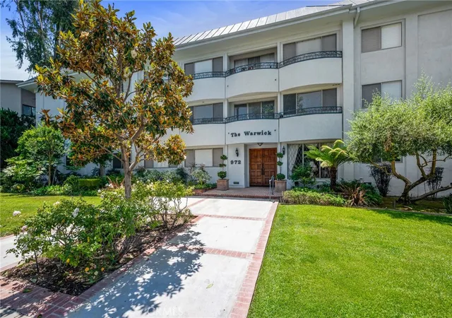 Photo 1 of Single family home for sale at 972 E California #307, Pasadena, CA 91106 | MLS# SB26109557 | Listing updated on 2026-09-29