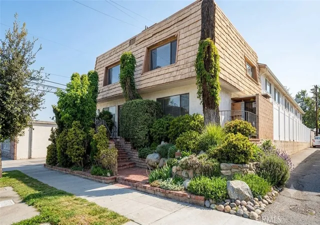 Homes for sale in Glendale, CA | 1013 Allen Ave #6, Glendale, CA 91201 | MLS# GD26109453