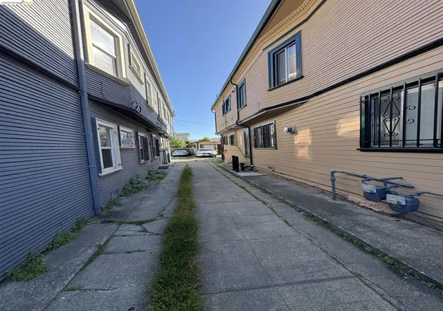 5th image of 2251 Foothill Blvd, Oakland, CA 94606 | MLS# 41135353