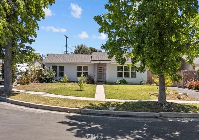 Homes for sale in Chatsworth, CA | 20110 Kinzie, Chatsworth, CA 91311 | MLS# SR26109534