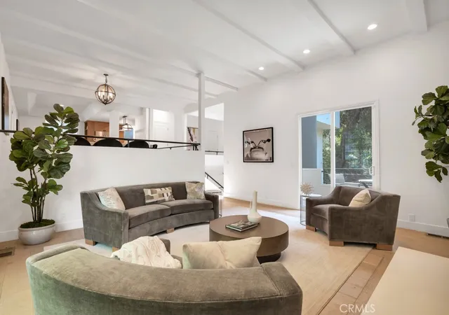 Homes for sale in Studio City, CA | 4148 Sunswept Dr, Studio City, CA 91604 | MLS# SR26109500