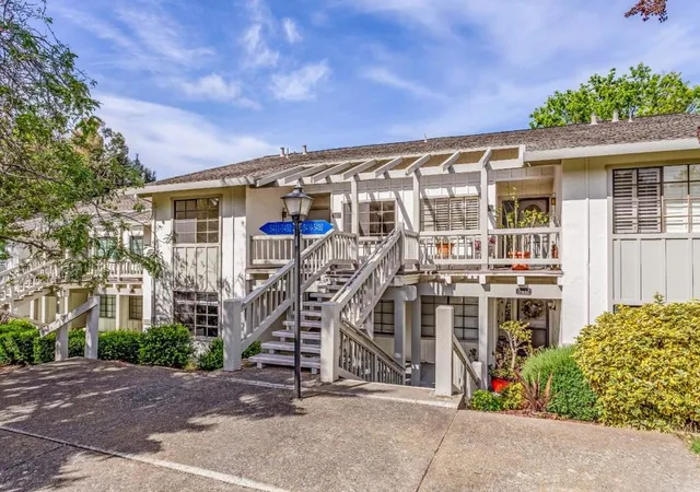 Listing Photo 1 - Condo for sale in building located at 5414 Cribari Ct, San Jose, CA 95135