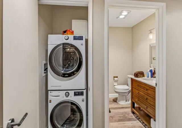 Listing Photo 4 - Condo for sale in building located at 5414 Cribari Ct, San Jose, CA 95135