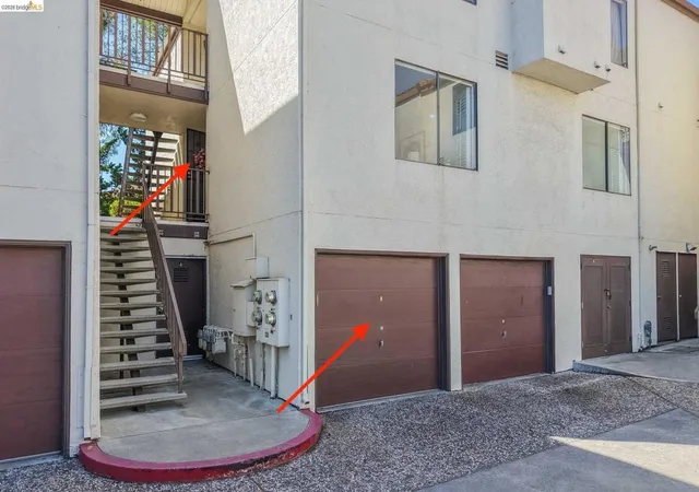 3rd image of 21062 Gary Dr #118, Castro Valley, CA 94546 | MLS# 41135359