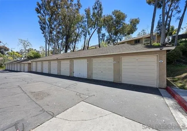 Homes for sale in Vista, CA | 663 Diamond Way #229, Vista, CA 92083 | MLS# 260012162SD