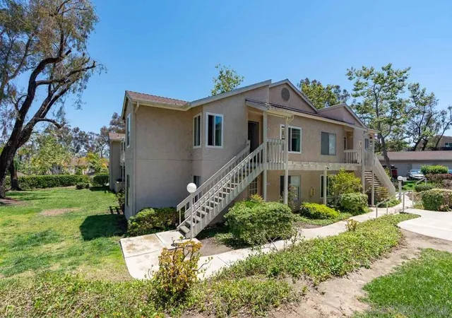 3rd image of 663 Diamond Wy, Vista, CA 92083