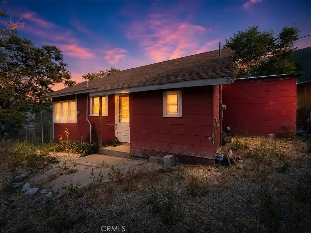 Photo 1 of Single family home for sale at 637 Catalina, Frazier Park, CA 93225 | MLS# SR26109427 | Listing updated on 2026-10-21