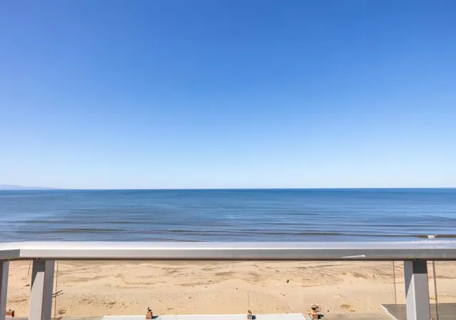 Homes for sale in Aptos, CA | 230 Rio Del Mar Blvd #K, Aptos, CA 95003 | MLS# ML82047943