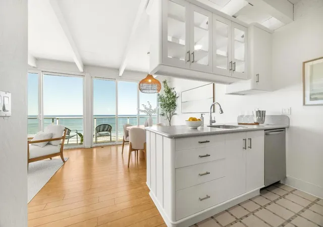Homes for sale in Aptos, CA | 230 Rio Del Mar Blvd #K, Aptos, CA 95003 | MLS# ML82047943