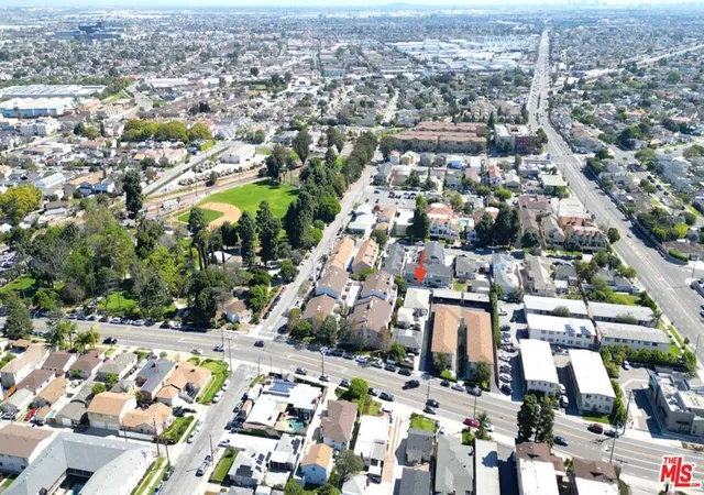 3rd image of 2730 Arlington Ave, Torrance, CA 90501