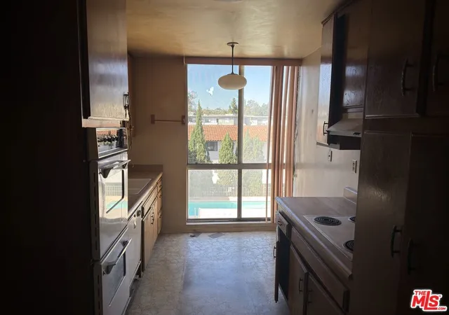 5th image of 5625 Windsor Wy #316, Culver City, CA 90230 | MLS# 26836567