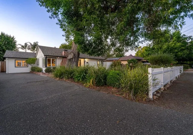 Homes for sale in Campbell, CA | 1049 Lucot Wy, Campbell, CA 95008 | MLS# ML82047948