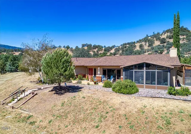 Homes for sale in Tehachapi, CA | 20476 Old Town Rd, Tehachapi, CA 93561 | MLS# V1-36522