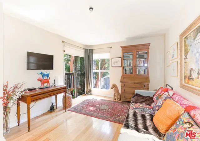 4th image of 8105 Raintree Cir, Culver City, CA 90230 | MLS# 26835893