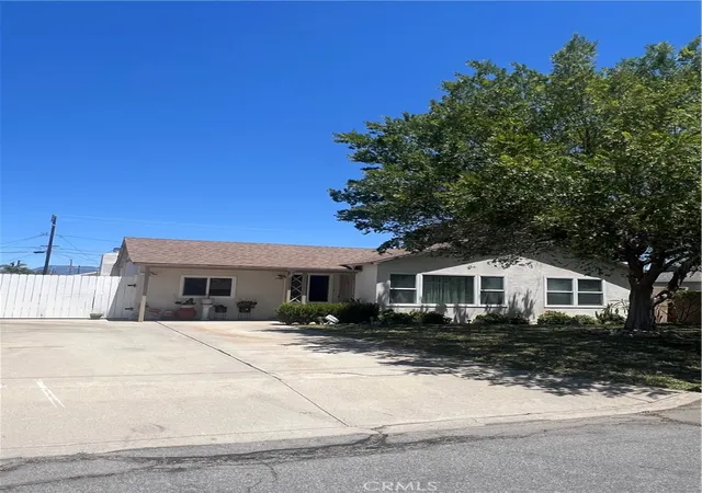 Homes for sale in Fontana, CA | 17814 Terry St, Fontana, CA 92336 | MLS# CV26106723