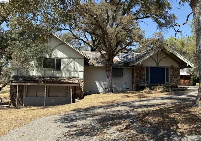 Homes for sale in Auburn, CA | 5055 Meadow View Ln, Auburn, CA 95602 | MLS# 41135381