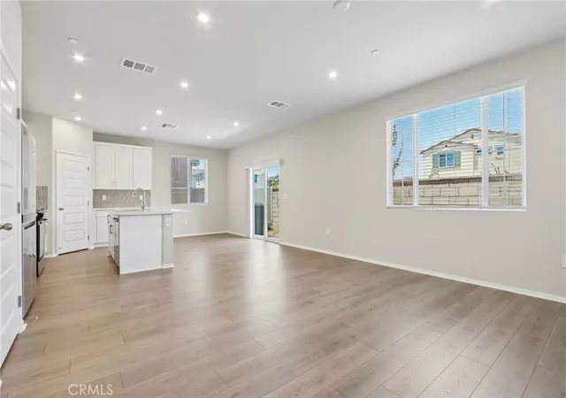 5th image of 28350 Via Alella, Temecula, CA 92591 | MLS# OC26107664