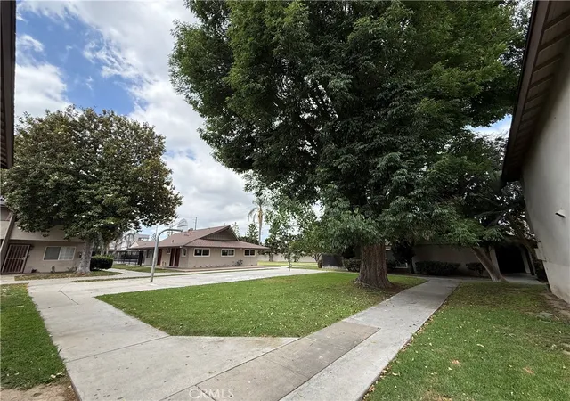 Homes for sale in Santa Ana, CA | 521 Lyon, Santa Ana, CA 92701 | Houzeo