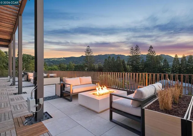 3rd image of 375 W El Pintado Rd #202, Danville, CA 94526 | MLS# 41135392