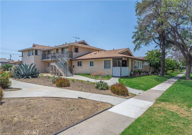Photo 3 of Sale Pending at 608 W Bellevue, Anaheim, CA 92805 | MLS# OC26107829 | Listing updated on 2026-09-16
