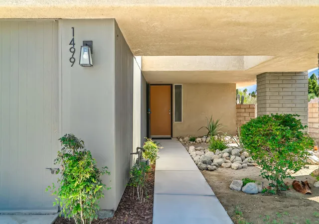 1st image of 1499 Sunflower Cir N, Palm Springs, CA 92262 | MLS# 219148102PS