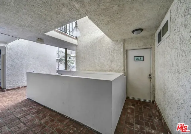 5th image of 9005 Cynthia St, West Hollywood, CA 90069