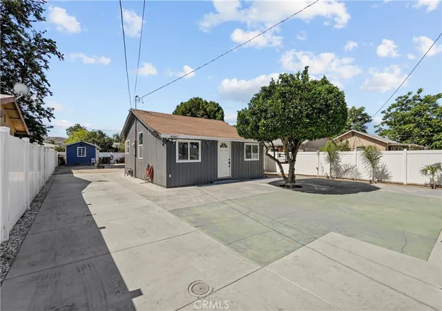 2nd image of 40667 Mayberry, Hemet, CA 92544 | MLS# IV26109876