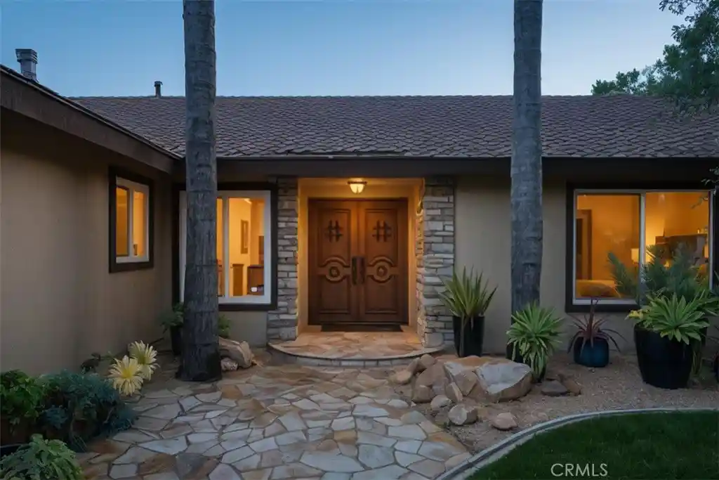 Photo 1 of Sale Pending at 13831 Loretta, Tustin, CA 92780 | MLS# NP26109716 | Listing updated on 2026-10-20