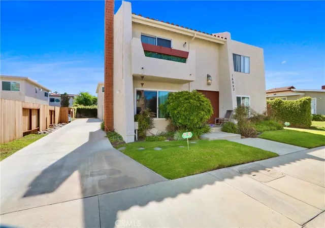 Homes for sale in Huntington Beach, CA | 16802 Hoskins Lane, Huntington Beach, CA 92649 | MLS# PW26106872