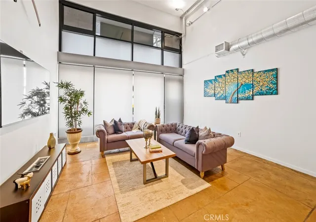 Photo 3 of Sale Pending at 350 11th Avenue #133, San Diego, CA 92101 | MLS# TR26098944 | Listing updated on 2026-09-10