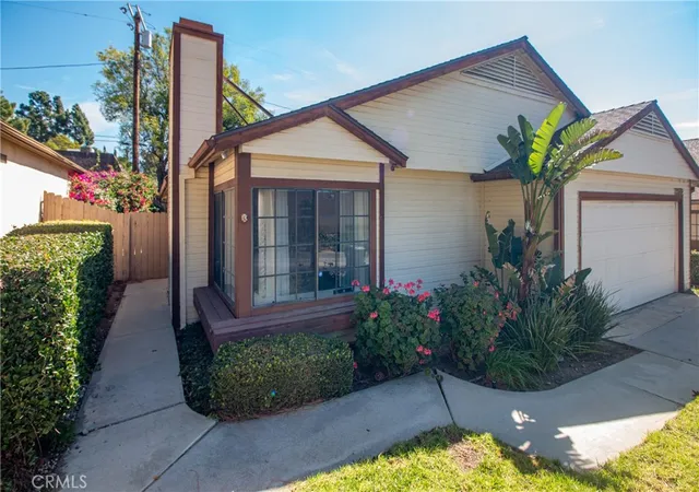 Homes for sale in Sylmar, CA | 13982 Olive Grove Ln, Sylmar, CA 91342 | MLS# BB26108883
