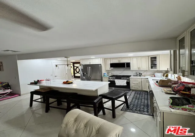 Homes for sale in Chatsworth, CA | 10204 Hanna Ave, Chatsworth, CA 91311 | MLS# 26836755