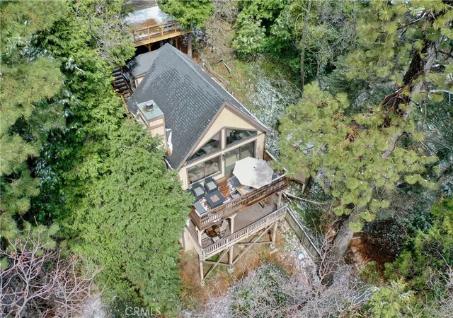 2nd image of 791 Virginia Ct, Lake Arrowhead, CA 92352 | MLS# PW26109494
