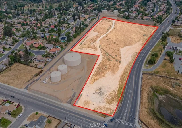 Photo 1 of Land for sale at 3000 Fairfax Rd, Bakersfield, CA 93306 | MLS# SR26110047 | Listing updated on 2026-05-20