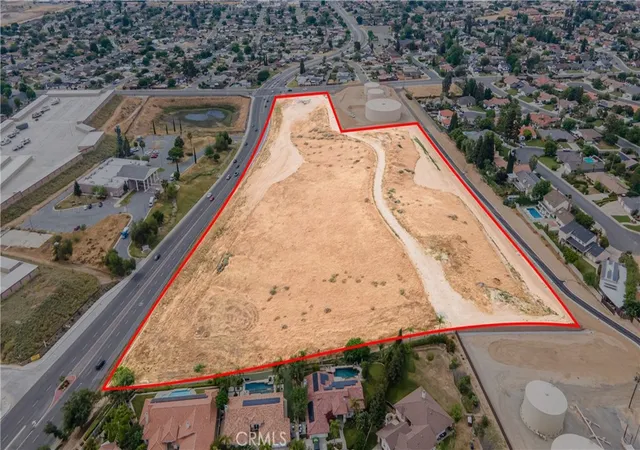 Photo 4 of Land for sale at 3000 Fairfax Rd, Bakersfield, CA 93306 | MLS# SR26110047 | Listing updated on 2026-05-20