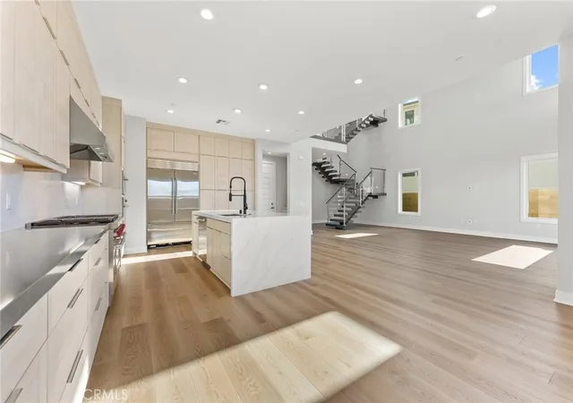 5th image of 209 Stage, Irvine, CA 92618 | MLS# OC26110086