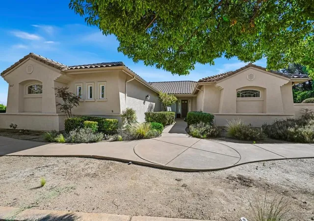 2nd image of 2167 Collomia Ct, Alpine, CA 91901 | MLS# 260012221SD