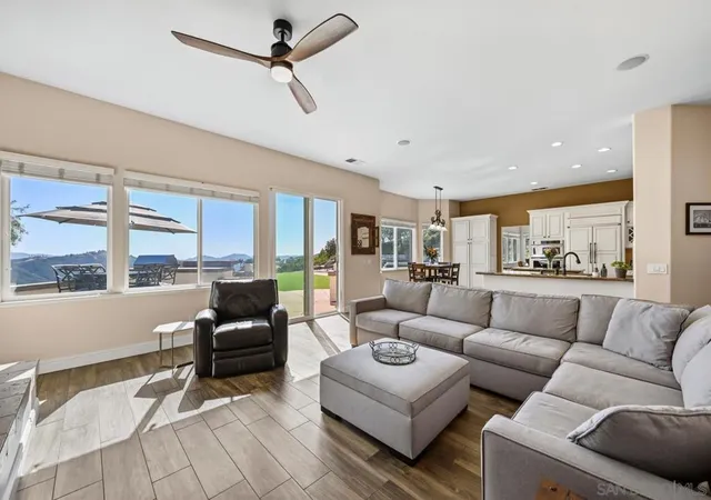 5th image of 2167 Collomia Ct, Alpine, CA 91901 | MLS# 260012221SD