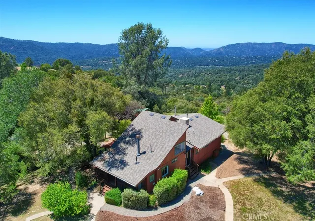 4th image of 43016 Sunshine Mountain, Oakhurst, CA 93644 | MLS# FR26110190