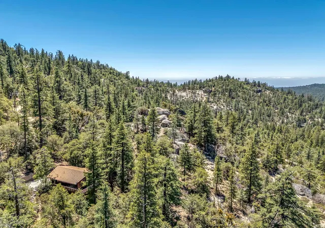 3rd image of 54980 Tahquitz View Dr, Idyllwild, CA 92549 | MLS# 219148122DA