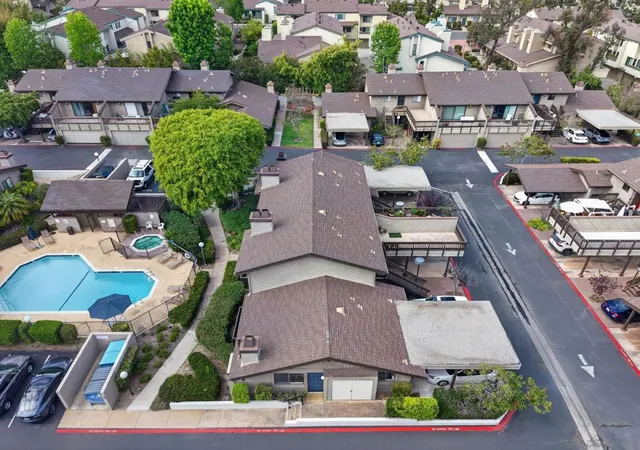 Homes for sale in La Jolla, CA | 8356 Via Sonoma #D, La Jolla, CA 92037 | MLS# 260012232SD