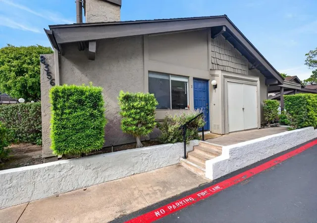 3rd image of 8356 Via Sonoma #D, La Jolla, CA 92037 | MLS# 260012232SD