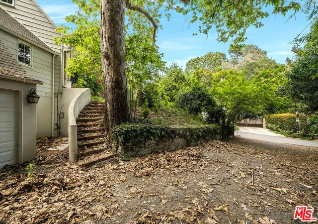 13th image of 1495 Stone Canyon Rd, Los Angeles, CA 90077 | MLS# 26836951