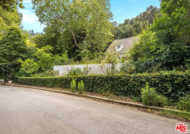 2nd image of 1495 Stone Canyon Rd, Los Angeles, CA 90077 | MLS# 26836951