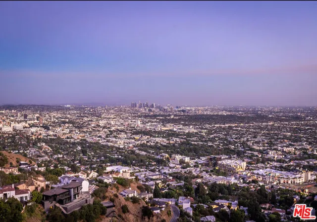 1st image of 8300 Grand View Dr, Los Angeles, CA 90046 | MLS# 26836871