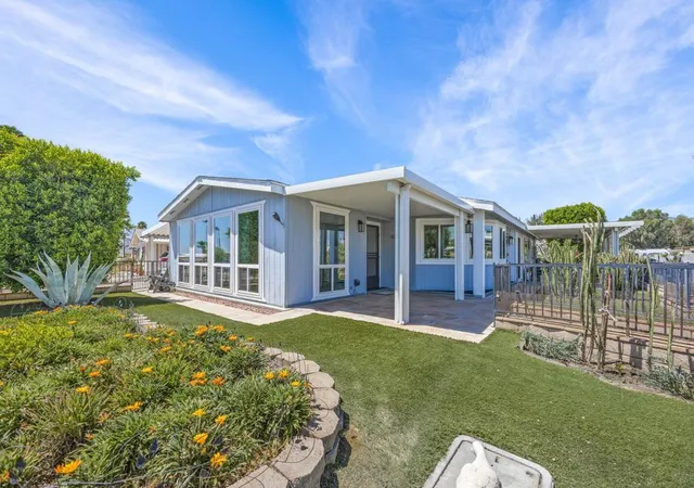3rd image of 39731 Palm Greens Pkwy, Palm Desert, CA 92260 | MLS# 219148136DA