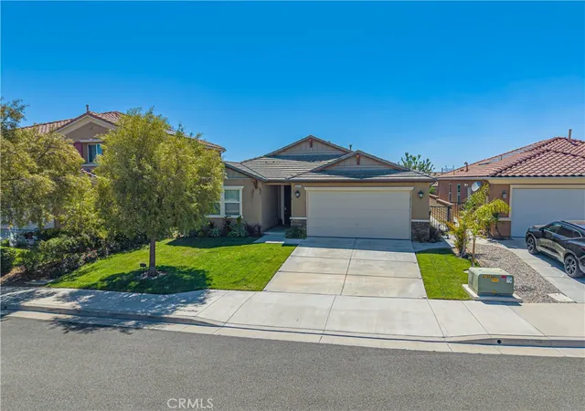 Homes for sale in Saugus, CA | 20311 Amorette Ct, Saugus, CA 91350 | MLS# SR26110029