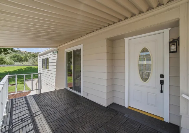 4th image of 15750 Arroyo Dr #121, Moorpark, CA 93021 | MLS# V1-36537