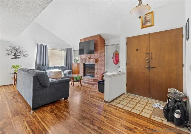 5th image of 10430 Crosscreek Ter, San Diego, CA 92131 | MLS# 260012248SD