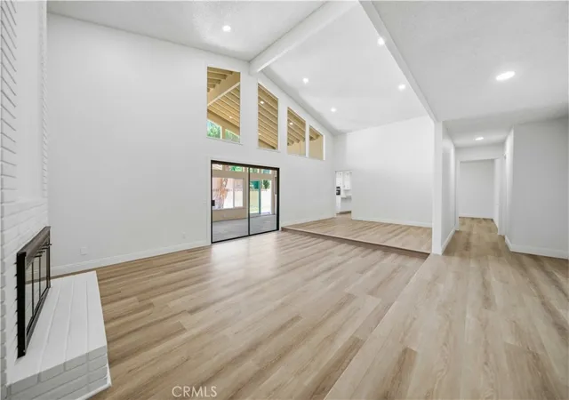 4th image of 2653 End Ct, Lancaster, CA 93536 | MLS# SR26110480